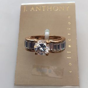 Stunning ring